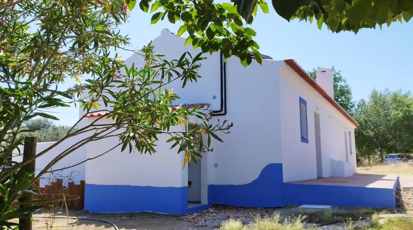 Monte Do Serrado De Baixo Évora Exteriör bild
